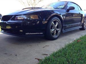 mustang with lip
